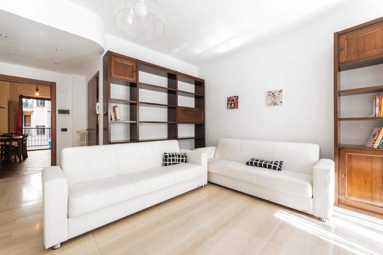 Cenisio M5 Lovely Apartment - With Balcony! 밀라노 외부 사진